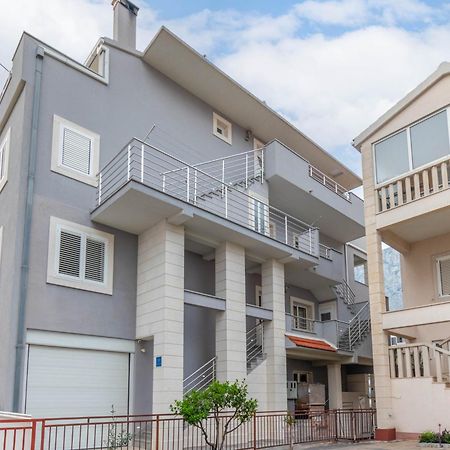 Studio Apartmani Dora Makarska Exterior foto
