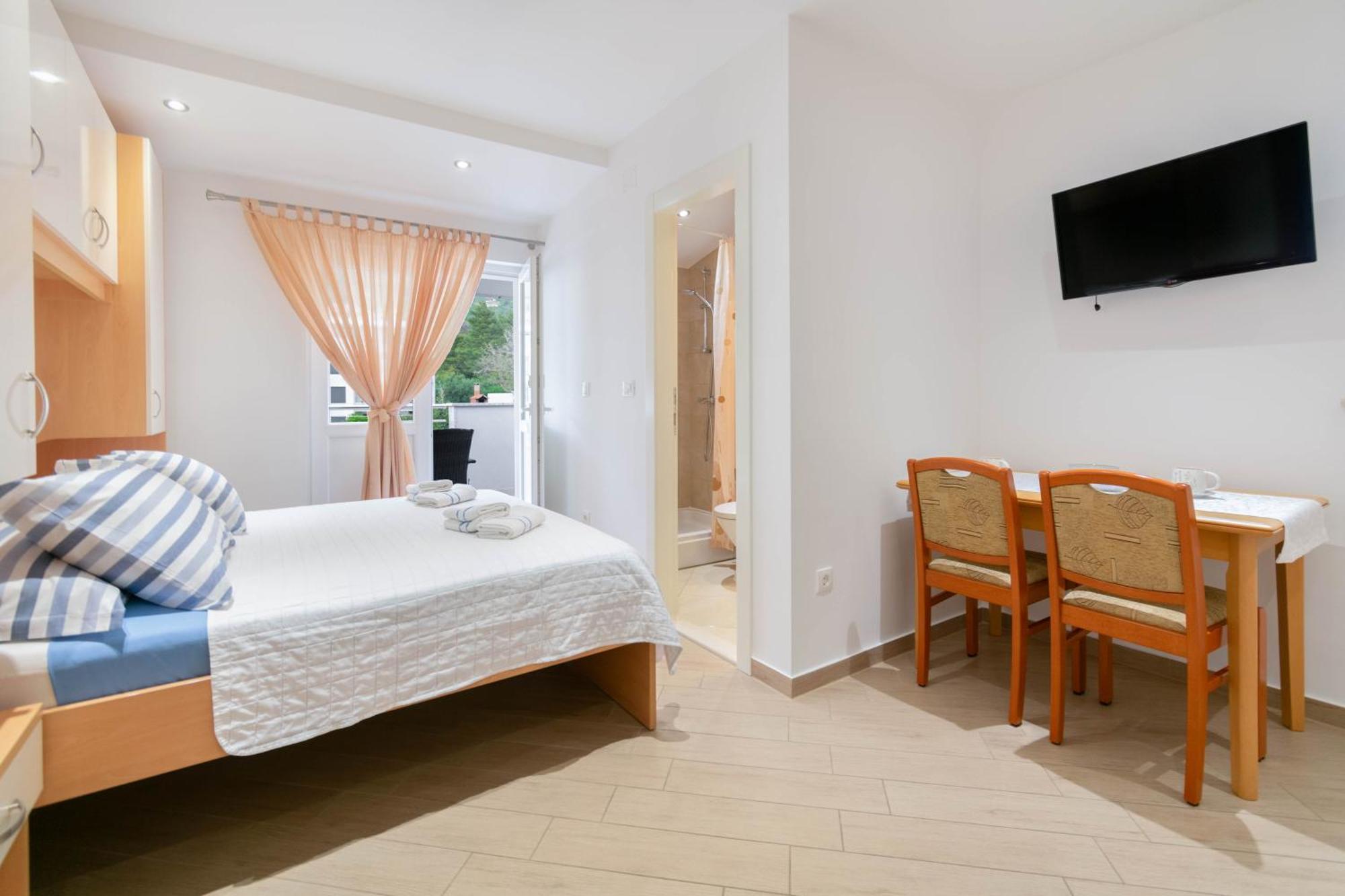 Studio Apartmani Dora Makarska Exterior foto