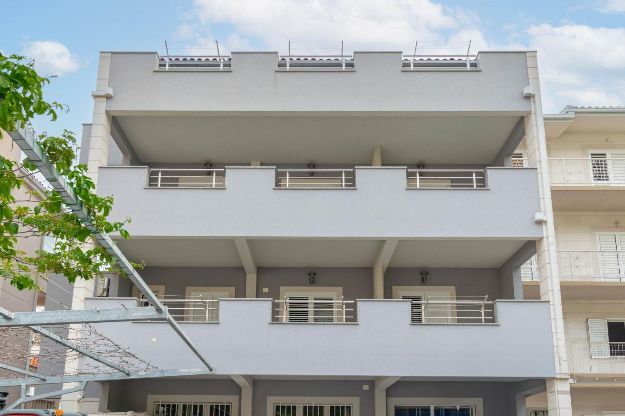 Studio Apartmani Dora Makarska Exterior foto